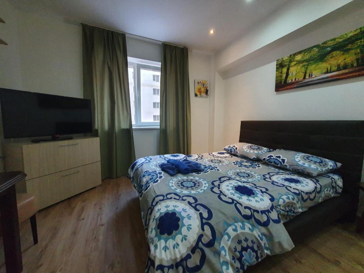 Cataleya Suites Aparthotel Bucarest Esterno foto