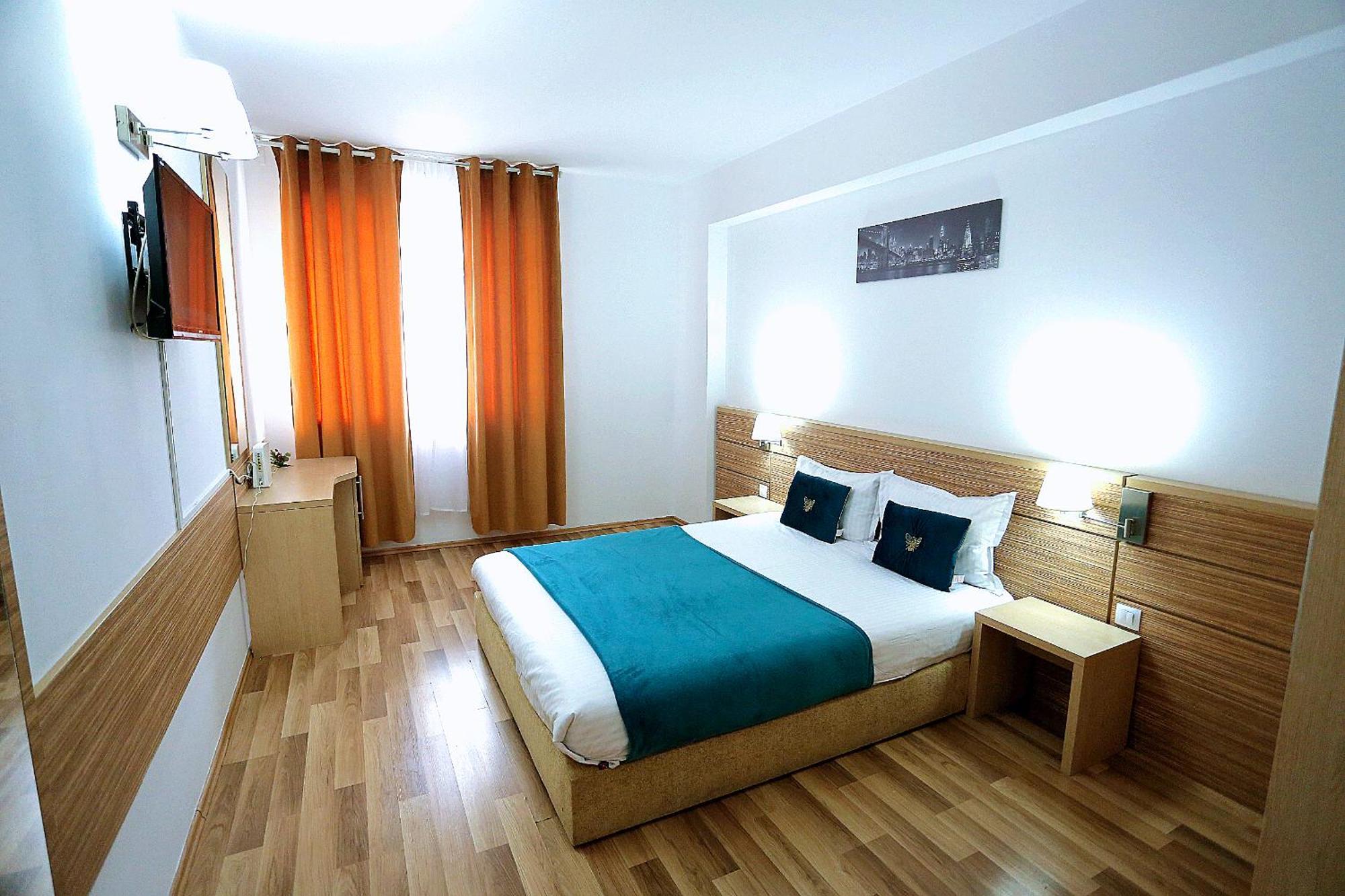 Cataleya Suites Aparthotel Bucarest Esterno foto